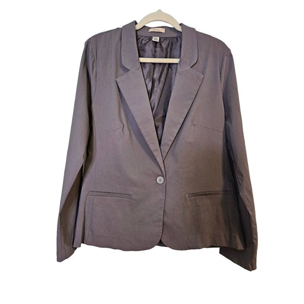 Halo gray blazer.  NWT. Size is XL.